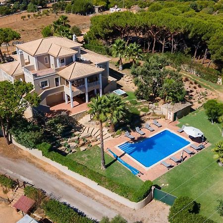 Luxuosa Moradia V5 Em Quarteira - Greice Homes Kültér fotó