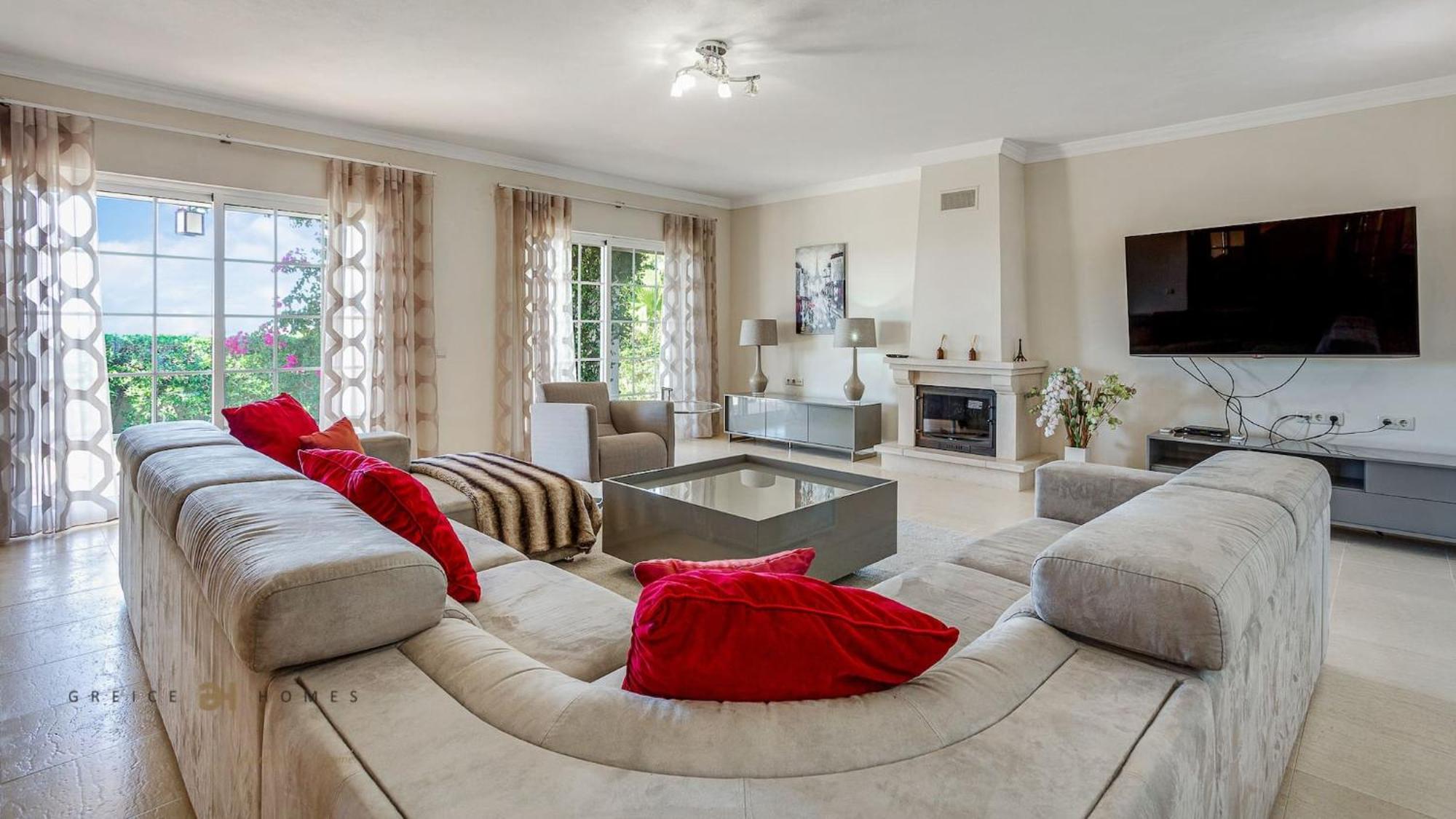 Luxuosa Moradia V5 Em Quarteira - Greice Homes Kültér fotó