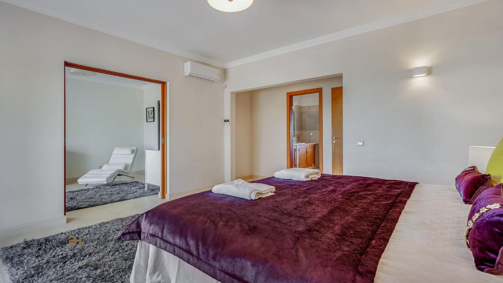 Luxuosa Moradia V5 Em Quarteira - Greice Homes Kültér fotó