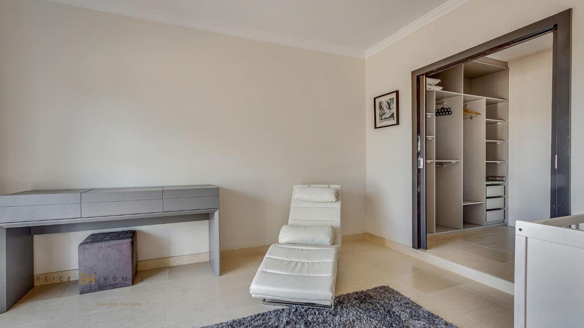Luxuosa Moradia V5 Em Quarteira - Greice Homes Kültér fotó